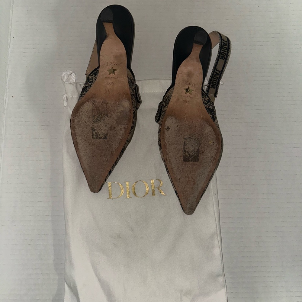 Dior J'adior Canvas Slingback Pump, toile de jouy, Black and Hazelnut - Picture 5 of 5